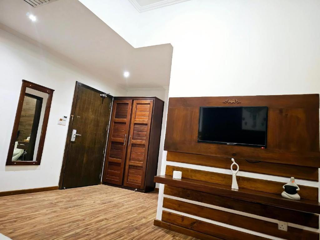 Covanro Sigiriya - Brand New Luxury Hotel ภายนอก รูปภาพ