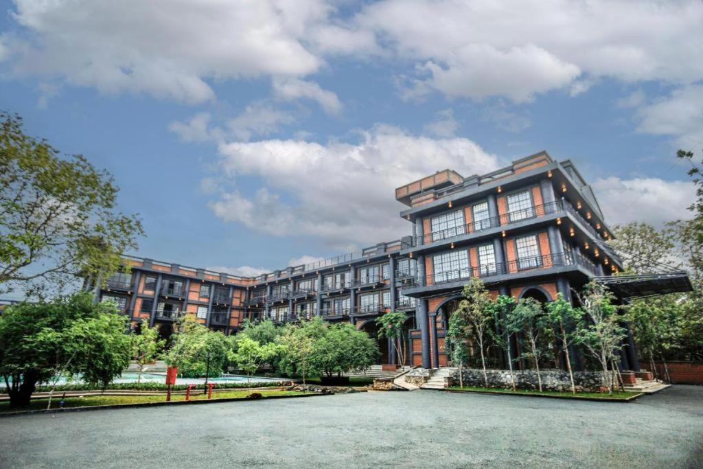 Covanro Sigiriya - Brand New Luxury Hotel ภายนอก รูปภาพ