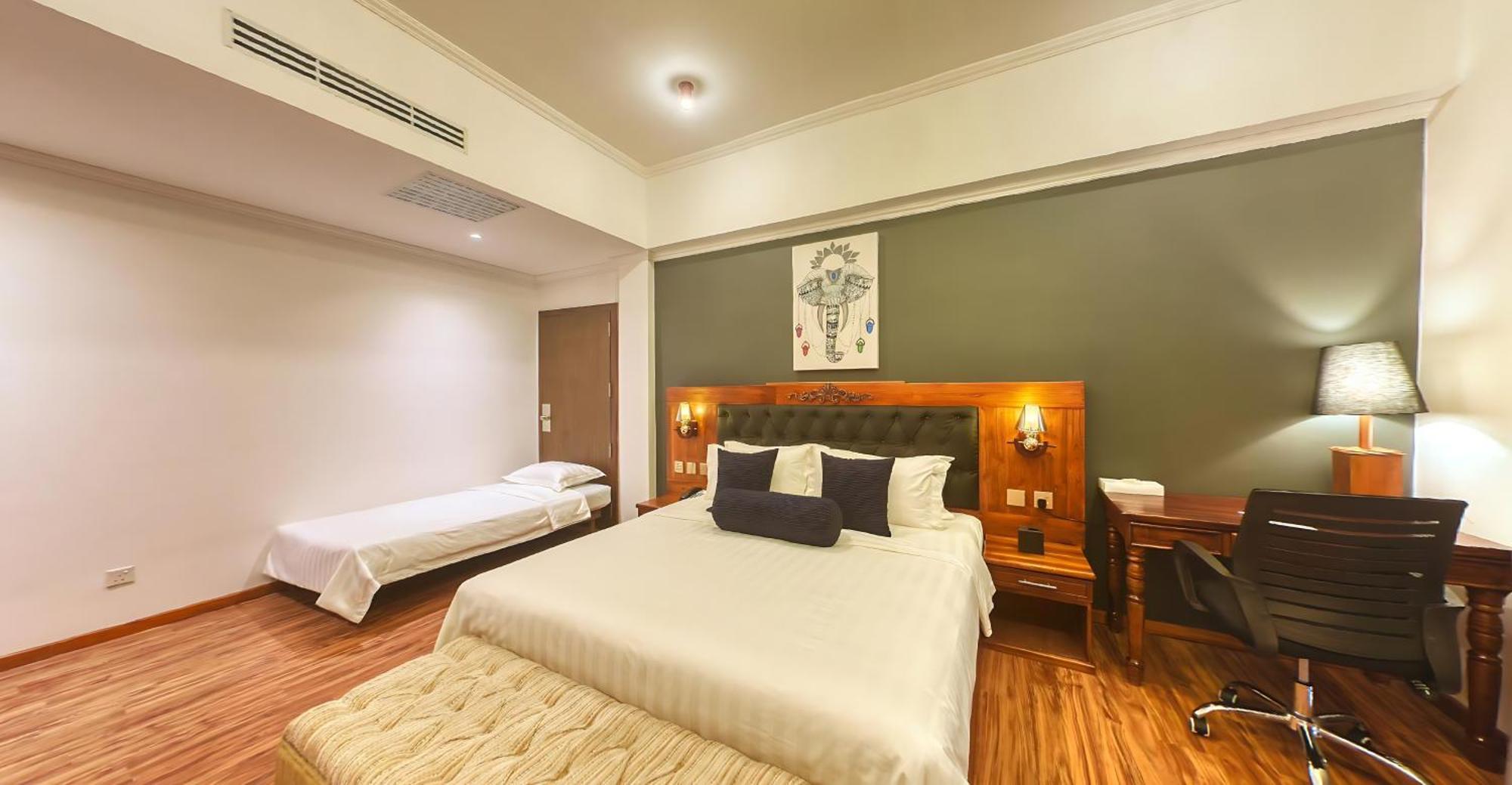 Covanro Sigiriya - Brand New Luxury Hotel ภายนอก รูปภาพ